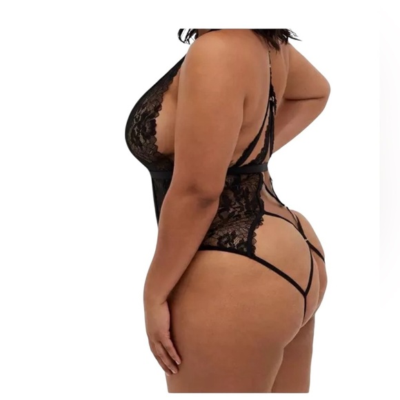 Torrid Curve Black Chantilly Lace Strappy Halter Bodysuit Lingerie 2X Coquette - Picture 7 of 9